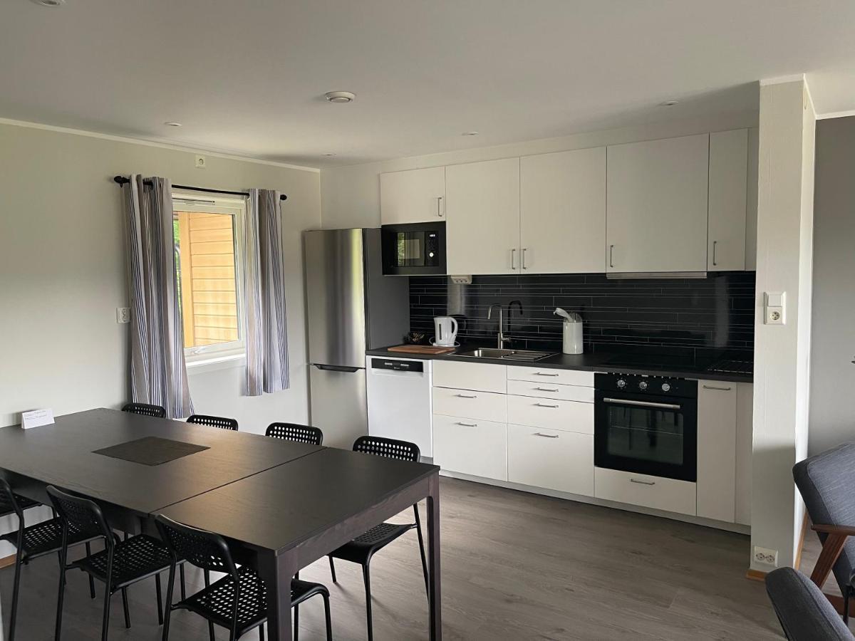 Pa Taket Overnatting Sørkjosen Exterior foto