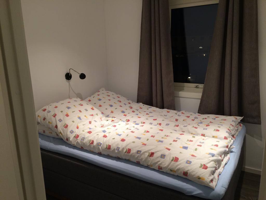 Pa Taket Overnatting Sørkjosen Zimmer foto